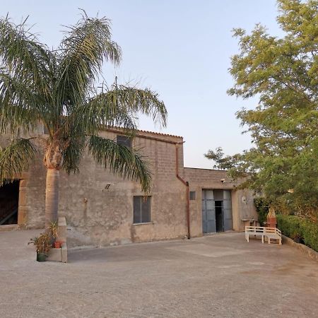 Villa Antico Baglio Siciliano Parecchiata à Buseto Superiore Extérieur photo