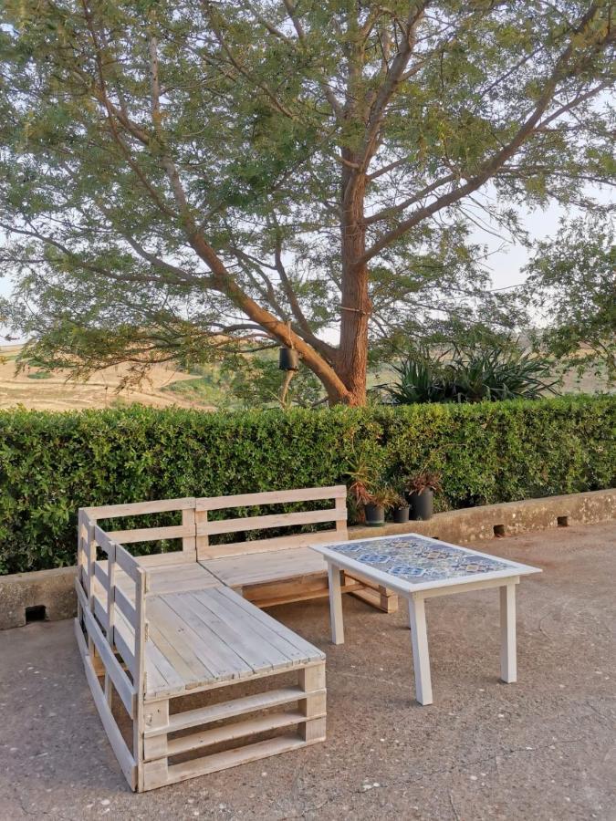 Villa Antico Baglio Siciliano Parecchiata à Buseto Superiore Extérieur photo