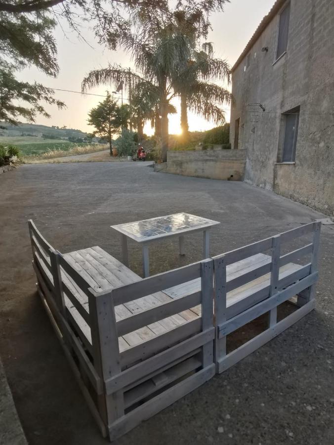 Villa Antico Baglio Siciliano Parecchiata à Buseto Superiore Extérieur photo